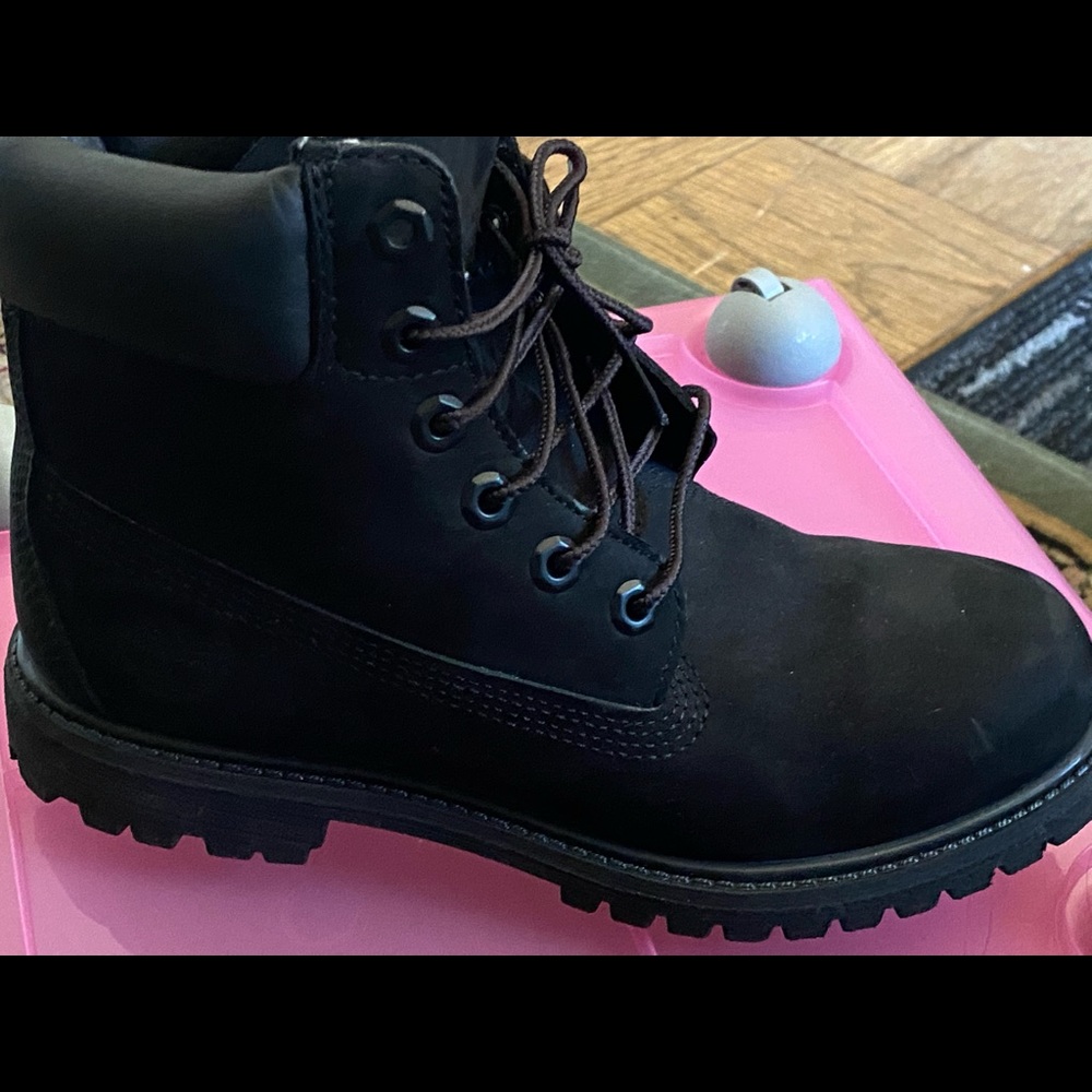 Black women timberland